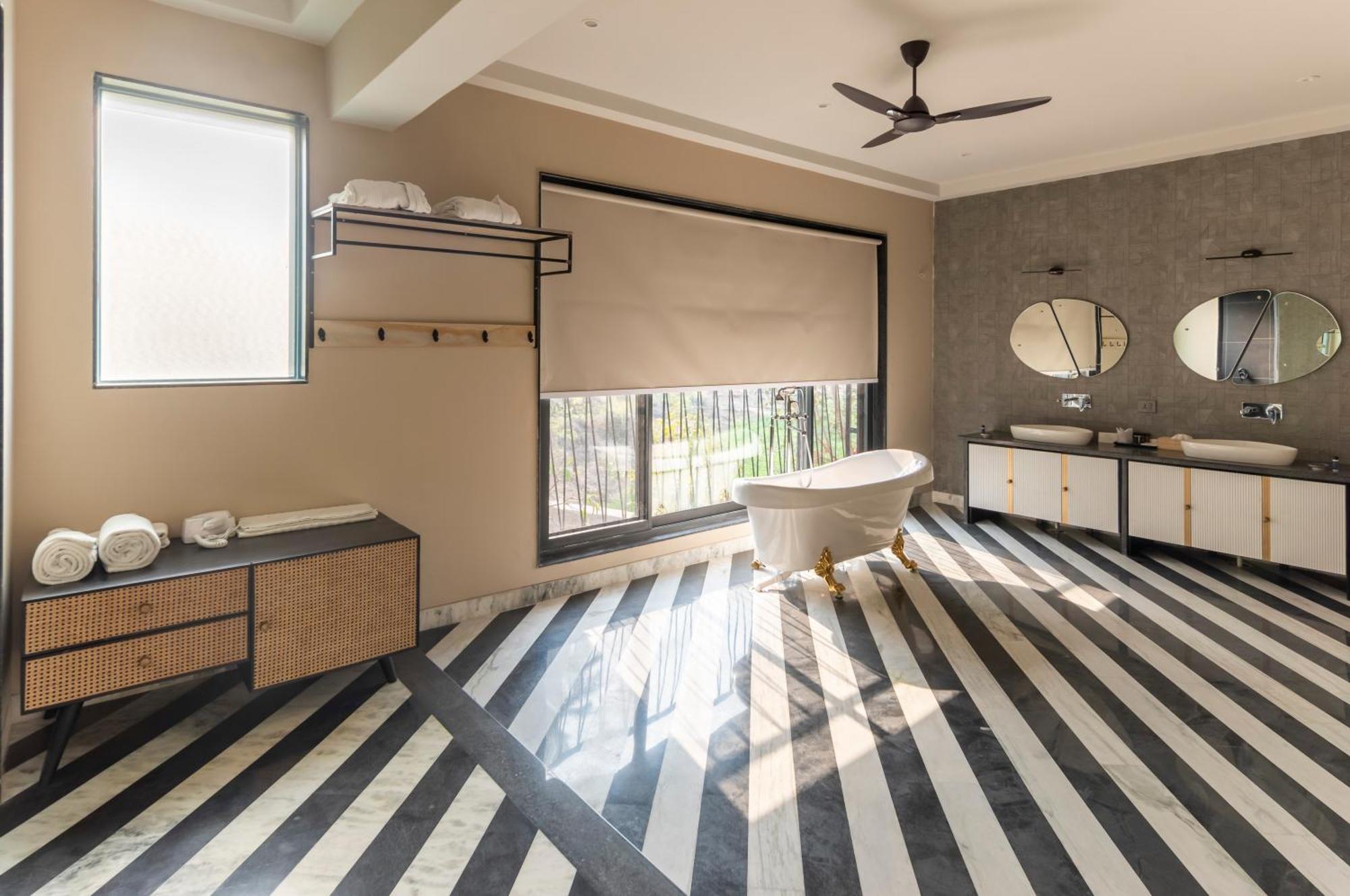 Vanaashrya Resort And Spa Sariska Tehla ภายนอก รูปภาพ