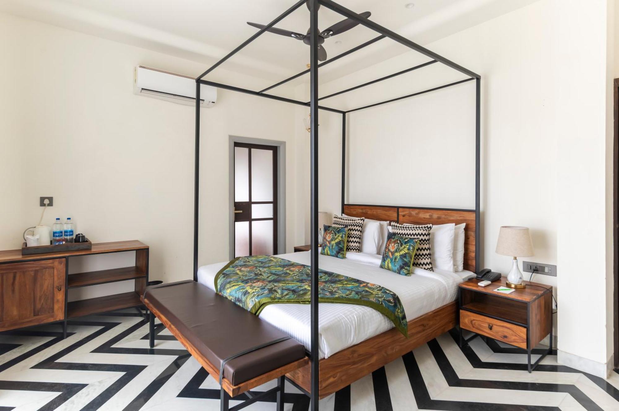 Vanaashrya Resort And Spa Sariska Tehla ภายนอก รูปภาพ
