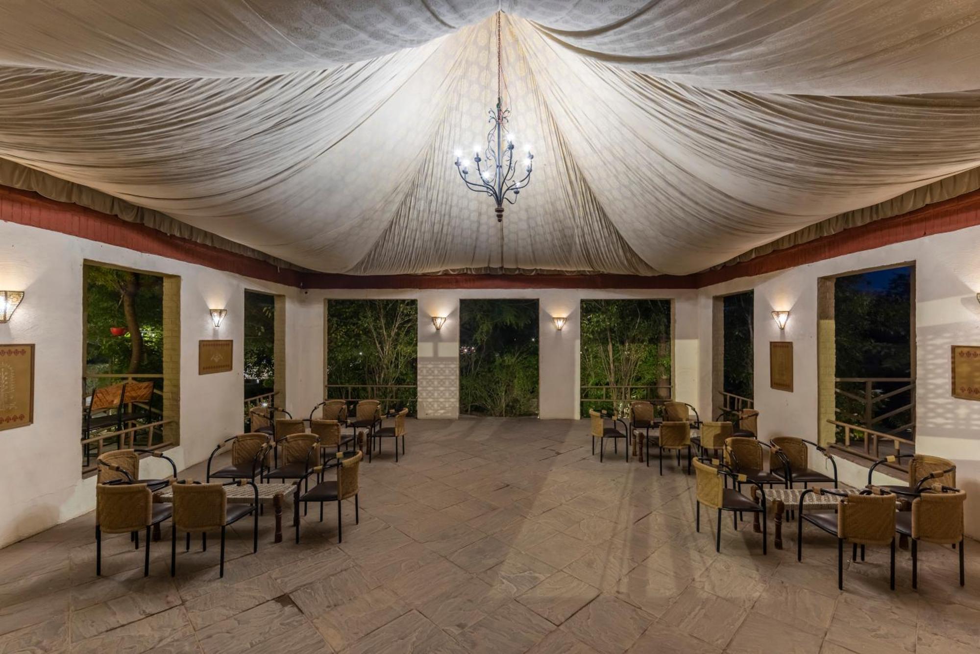 Vanaashrya Resort And Spa Sariska Tehla ภายนอก รูปภาพ