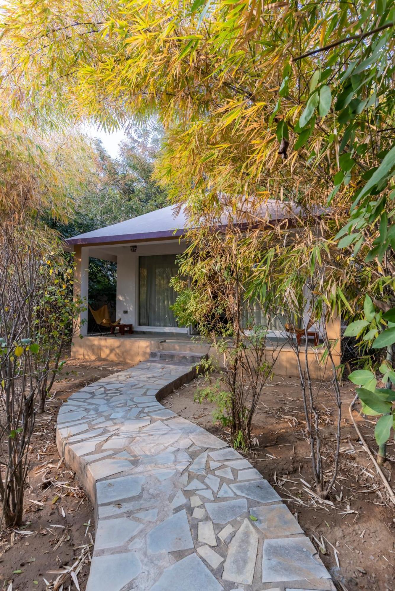 Vanaashrya Resort And Spa Sariska Tehla ภายนอก รูปภาพ